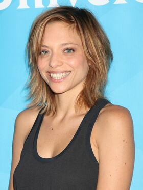 Lizzie Brochere